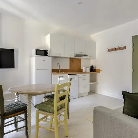 Le Cyperus Avec Terrasse Et Wifi Apartment