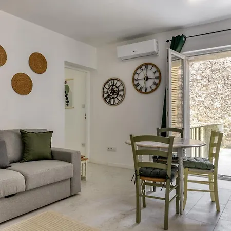 Le Cyperus Avec Terrasse Et Wifi Peyriac-de-Mer