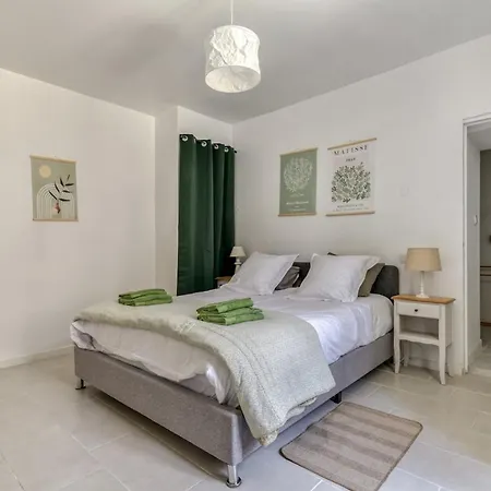 Apartamento Le Cyperus Avec Terrasse Et Wifi